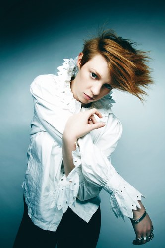 La Roux1