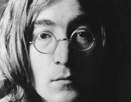 La storia di John Lennon: poeta, idealista e talento eccezionale (II)